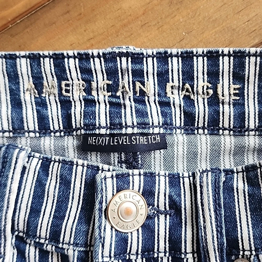 American Eagle Next Level Stretch Striped Shorts - 6